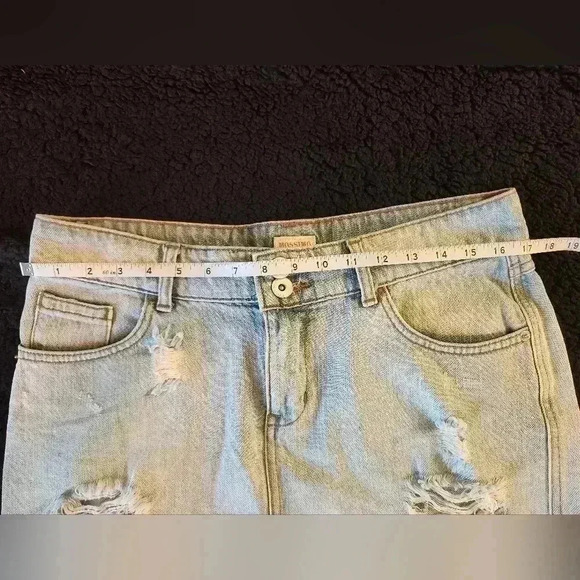 MOSSIMO denim mini skirt, size  11 - Picture 3 of 6